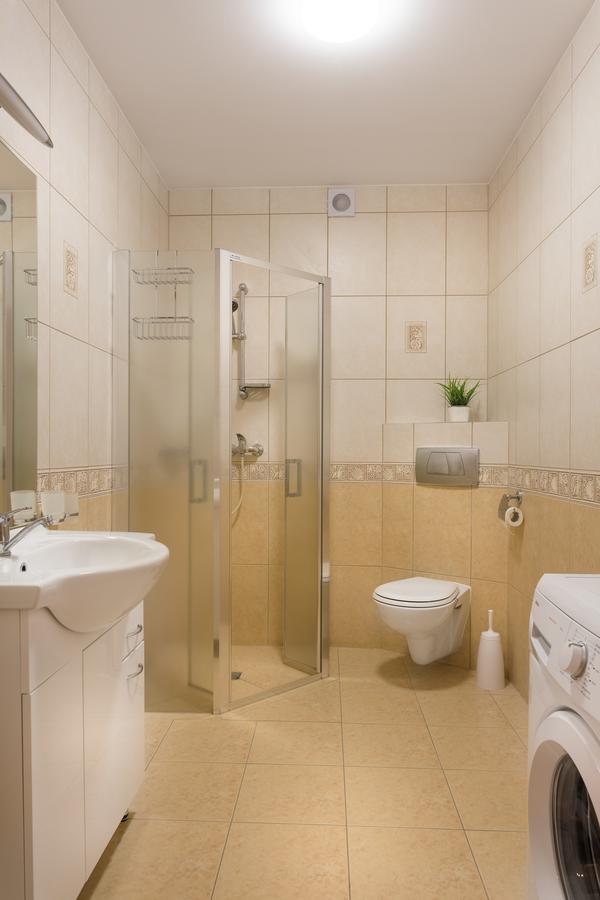 Olymp 114 I 120 Z Basenem, Sauna I Jacuzzi W Cenie Колобжег Экстерьер фото