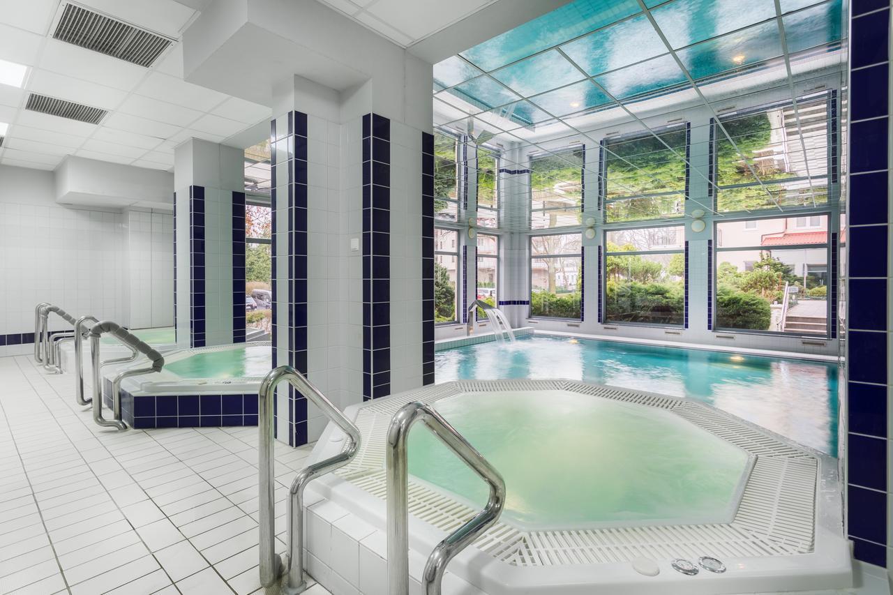 Olymp 114 I 120 Z Basenem, Sauna I Jacuzzi W Cenie Колобжег Экстерьер фото